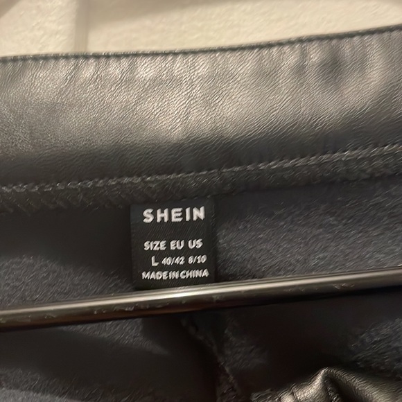 Bundle - Picture 6 of 10